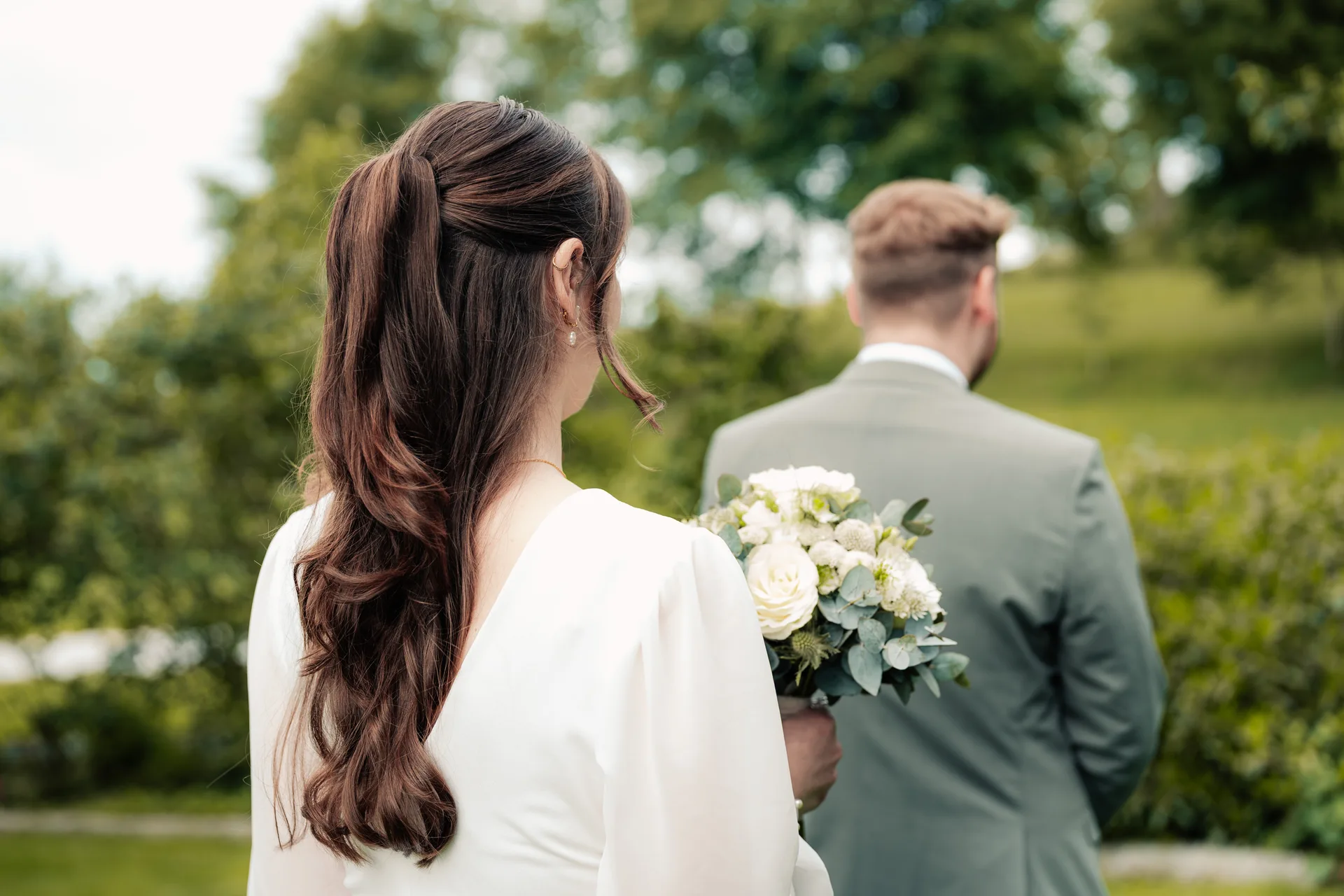 Wedding of Anna & Johannes at Heimatmuseum Schramlhaus & Hoamat Wirtshaus – wedding photography by Vincent Würzinger, image 1 of 24
