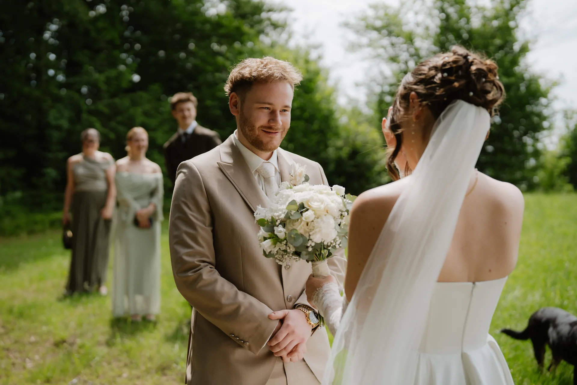 Hochzeit Anna & Johannes in Kirche Grainet & Hoamat Wirtshaus – Hochzeitsreportage von Vincent Würzinger, Bild 3 von 30