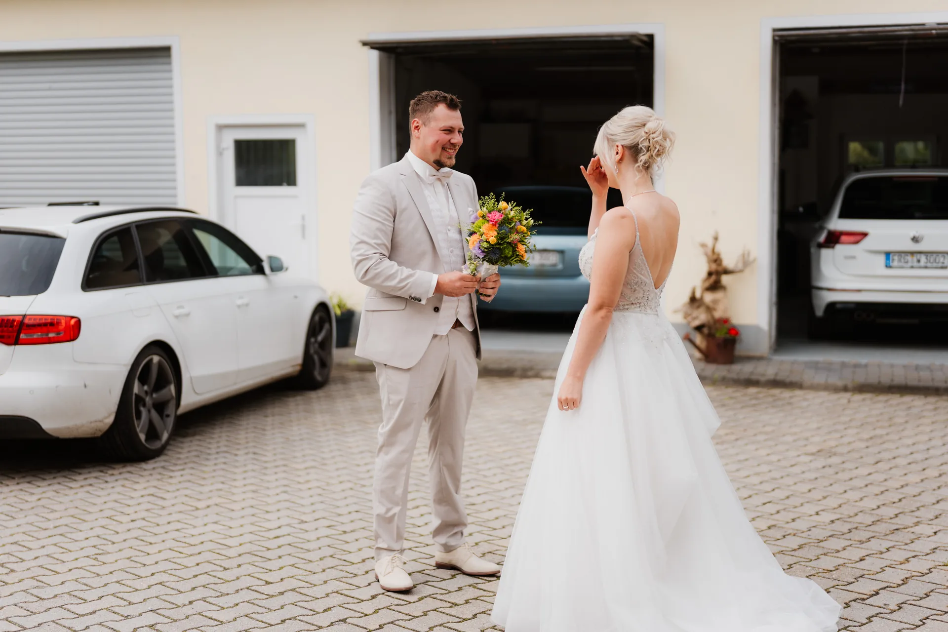 Hochzeit Sabrina & Johannes in Rathaus Ringelai & Wirtshaus Boxleitenmühle – Hochzeitsreportage von Vincent Würzinger, Bild 2 von 42