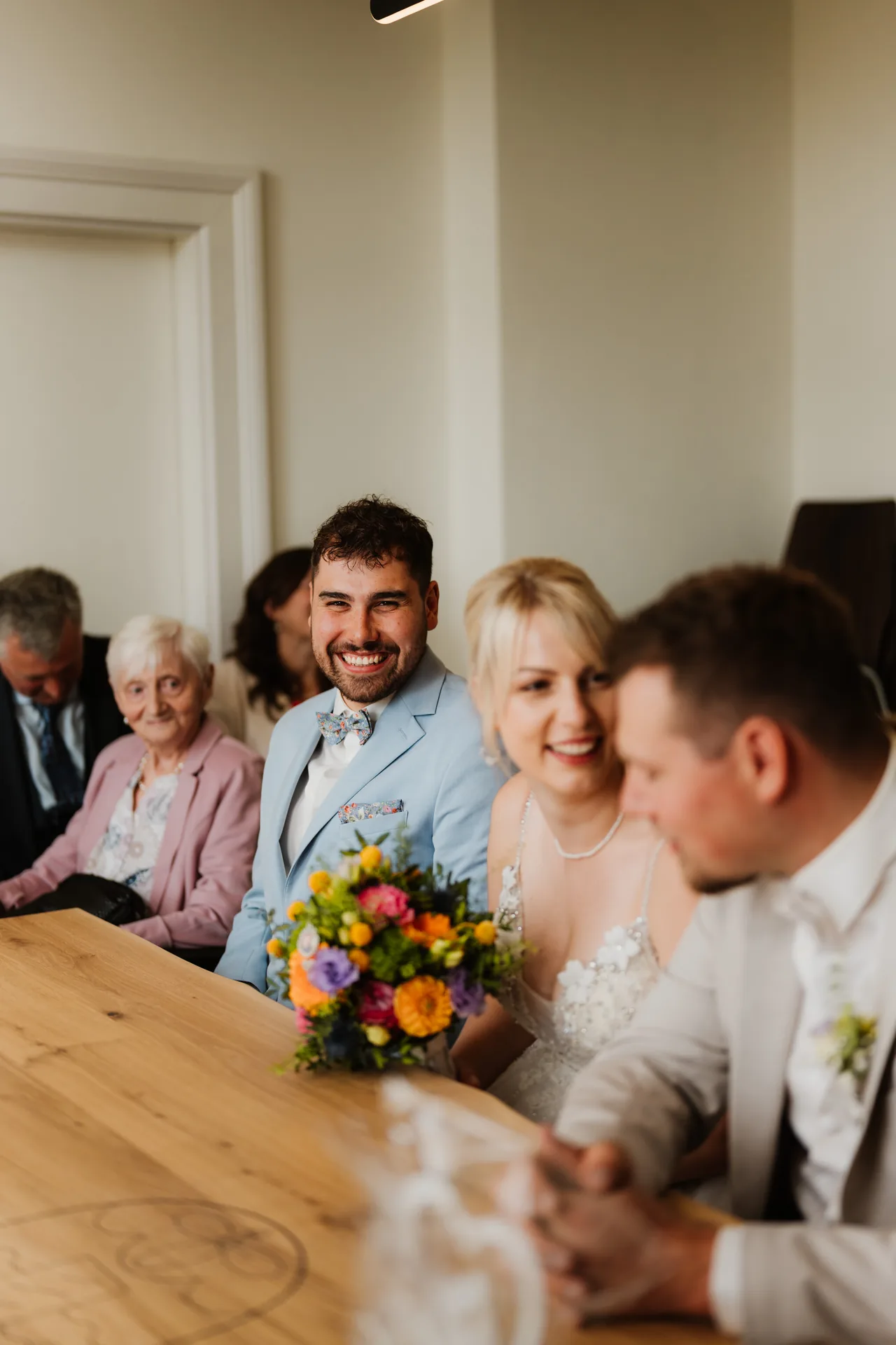 Hochzeit Sabrina & Johannes in Rathaus Ringelai & Wirtshaus Boxleitenmühle – Hochzeitsreportage von Vincent Würzinger, Bild 12 von 42
