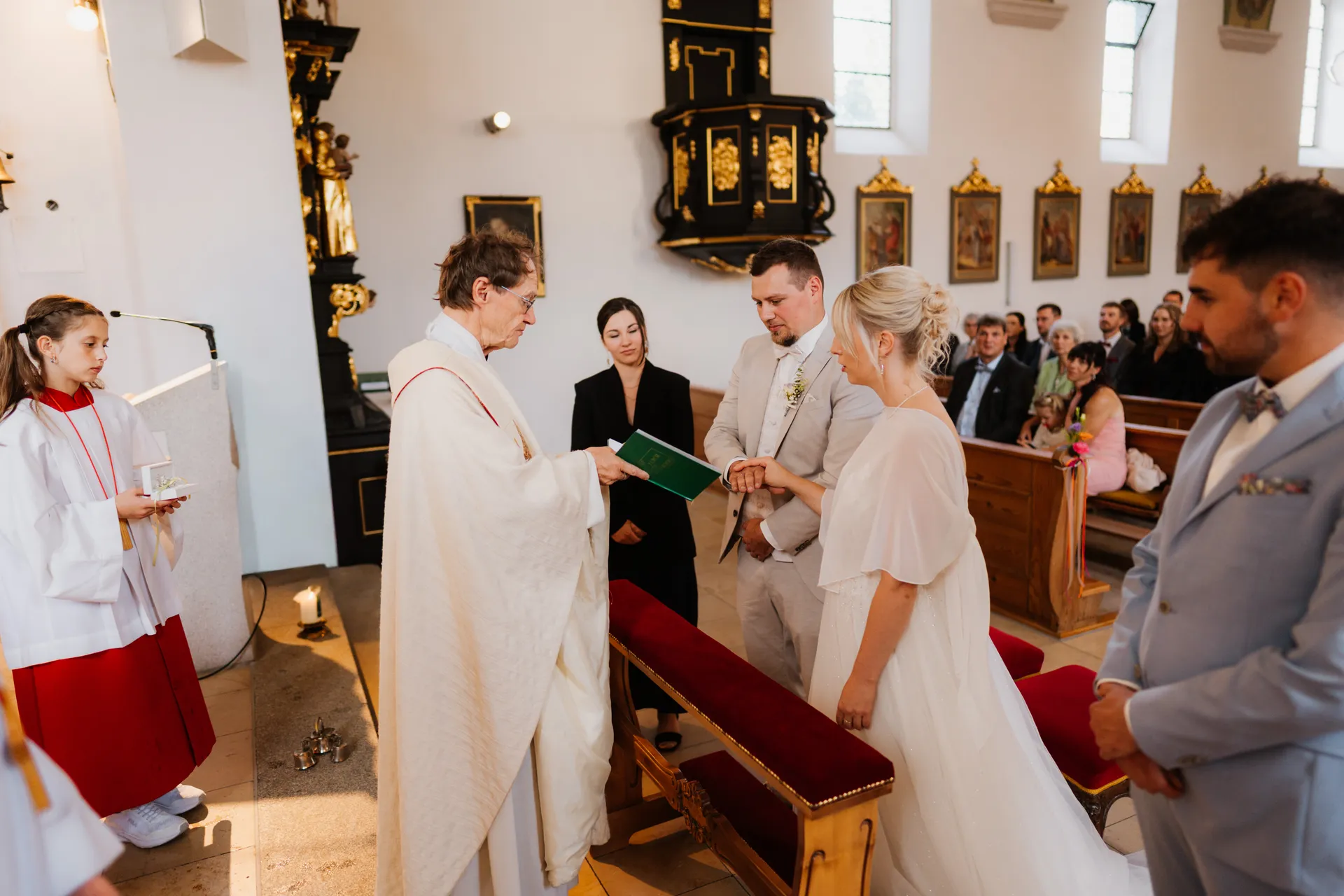 Kirchliche Trauung in Regen
